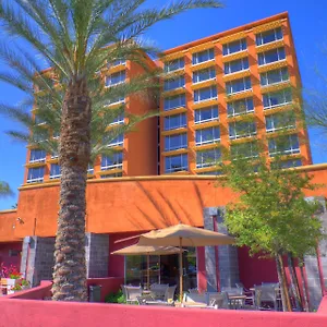 Ramada By Wyndham Midtown Hotel Phoenix