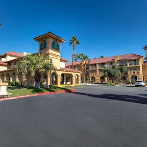 *** Отель La Quinta By Wyndham Airport N Conv. США