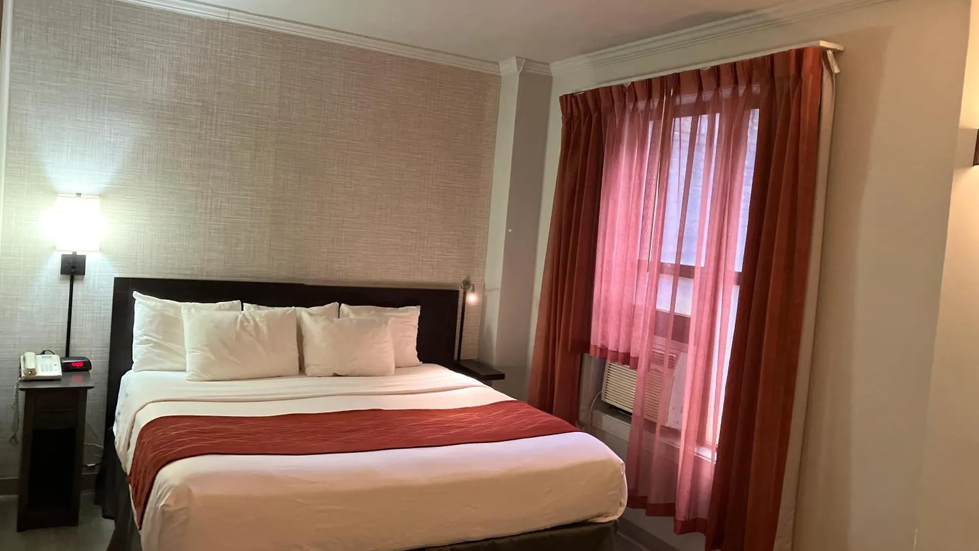 ***  Heritage Hotel New York City США